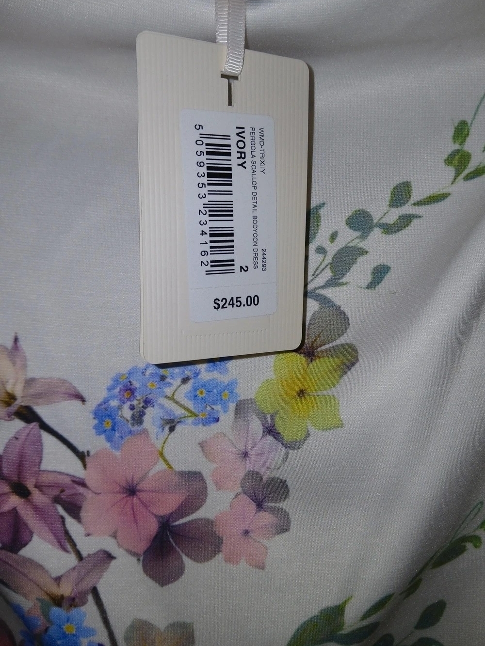Ted Baker - Picture 9 of 10